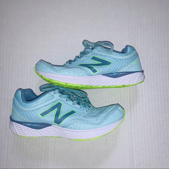 new balance w520